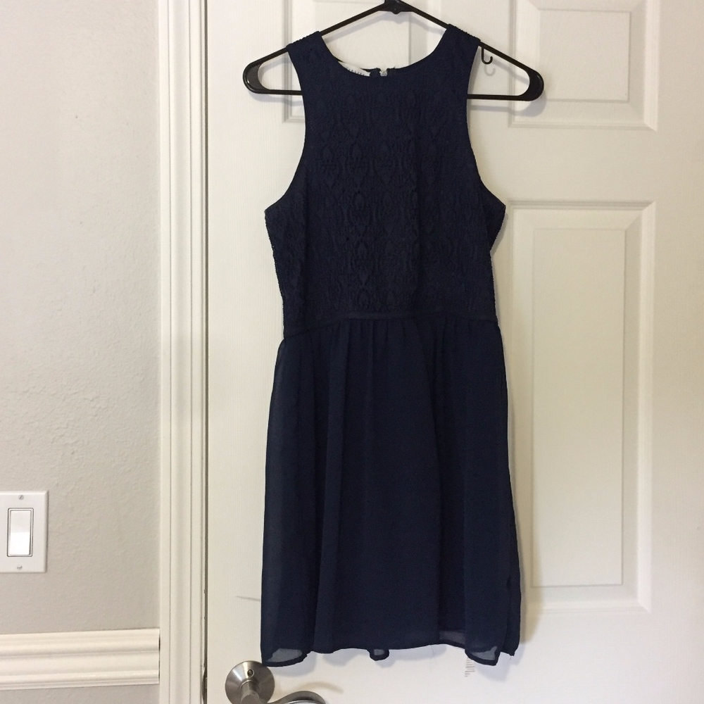 Socilite Dress- Size Medium